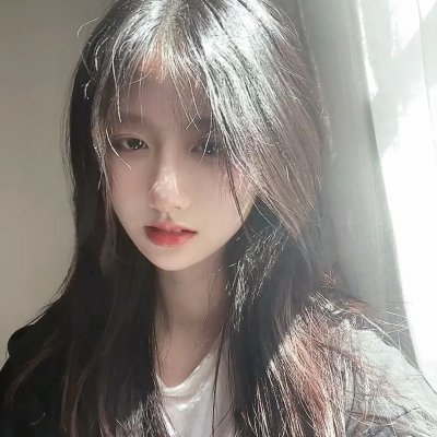 怪兽与女孩